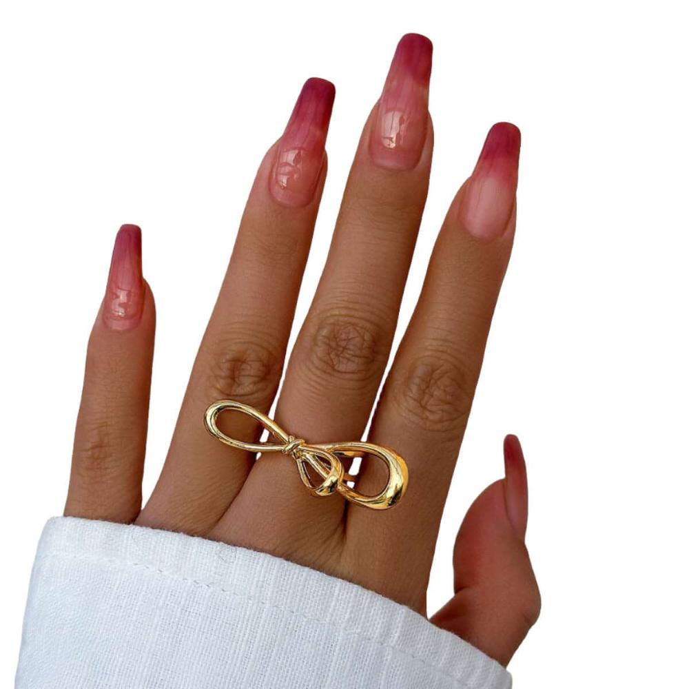 High-quality alloy ring in light gold and white for women