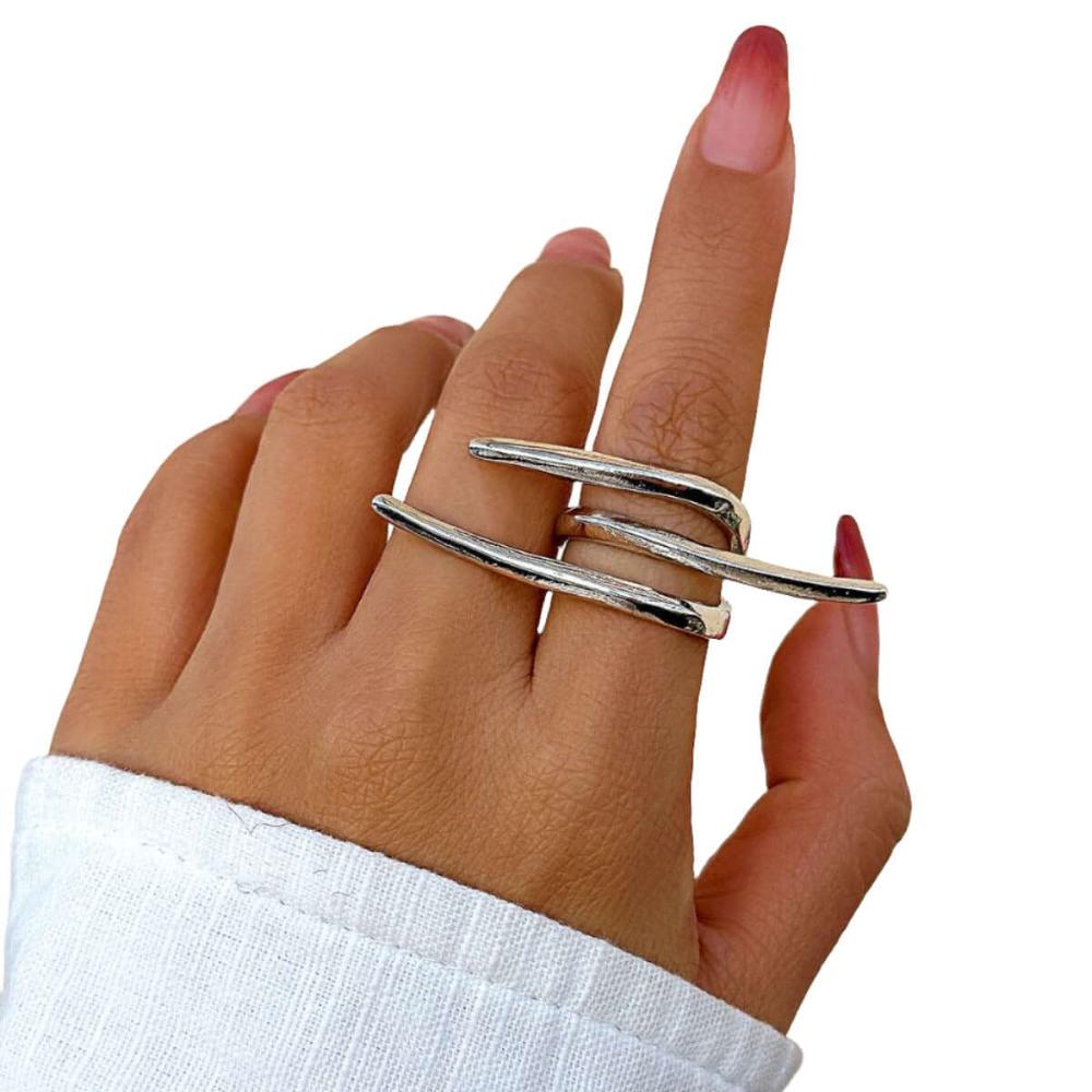 Elegant women’s ring with durable electroplated finish