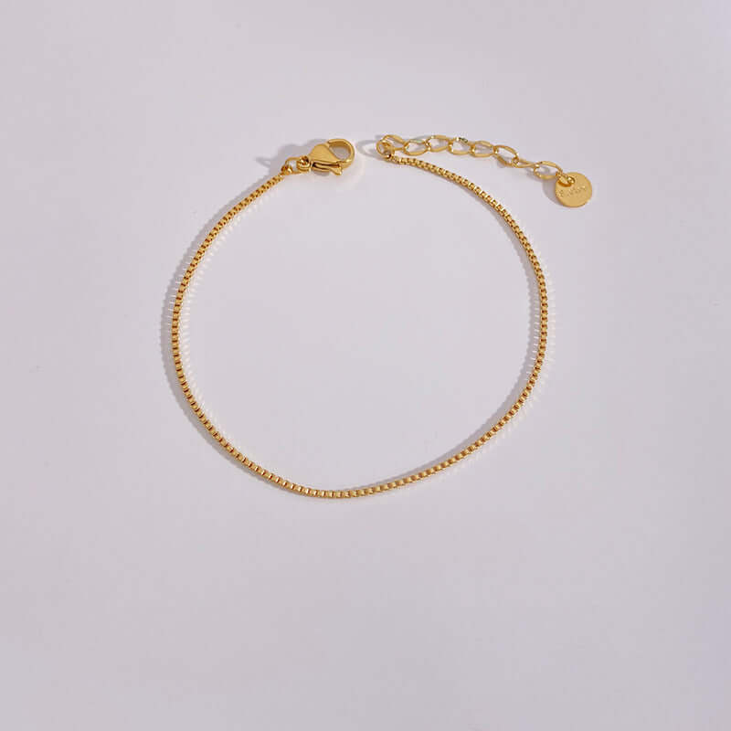 18 kt gold plated bracelets Minimalist bracelets