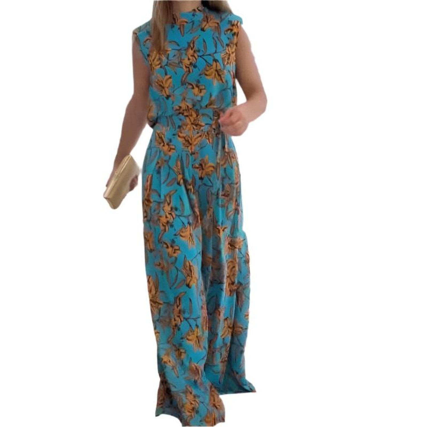 Jumpsuit in breathable fabric with a flattering high-waist fit