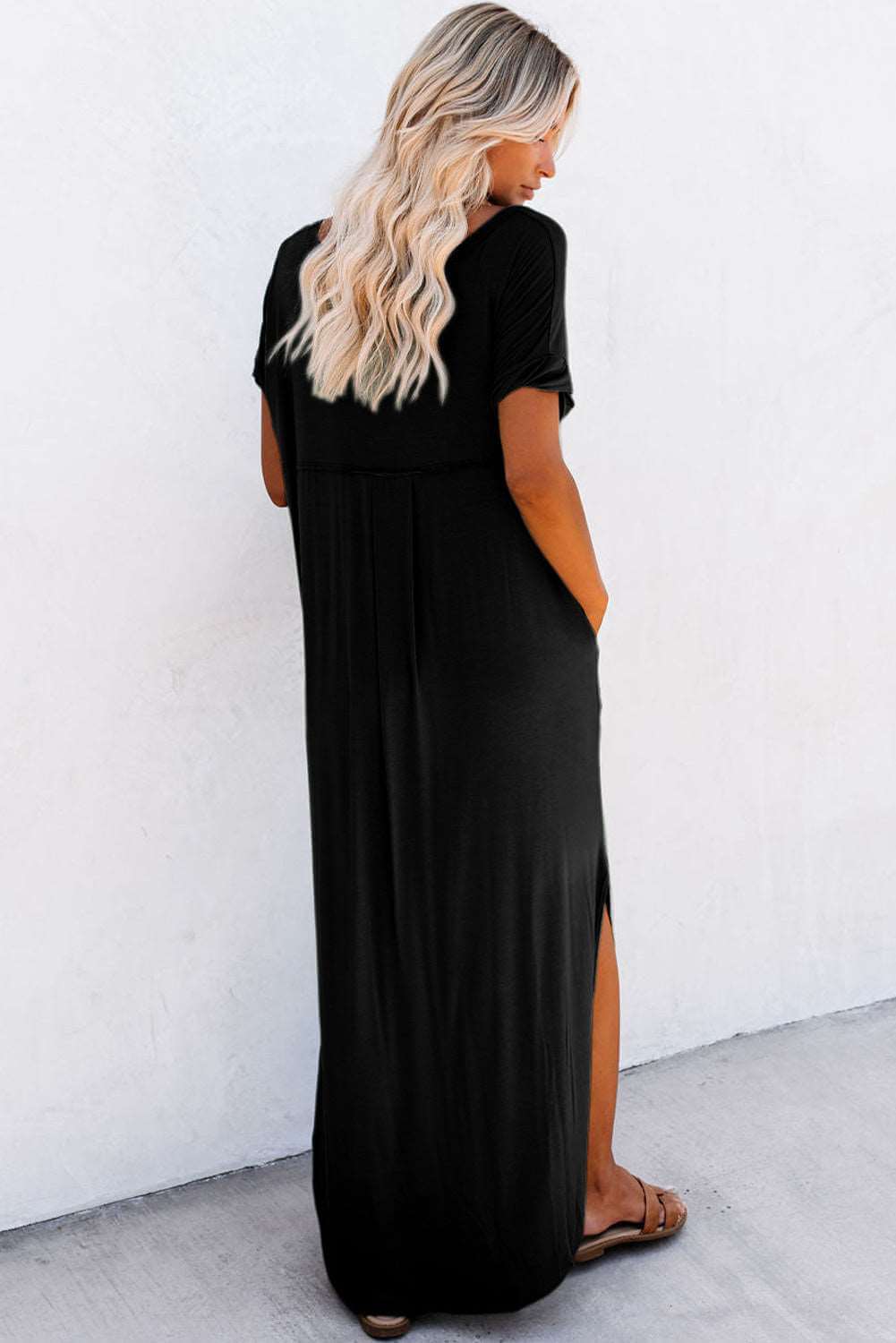 Loose fit maxi long black dress with high elasticity